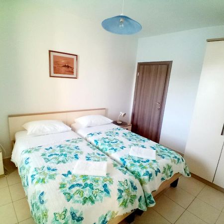 Apartment Luna Tribunj Tribalj 외부 사진